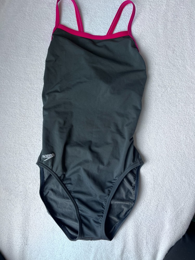 Speedo Women's Swimsuit One Piece  Sz 10/36