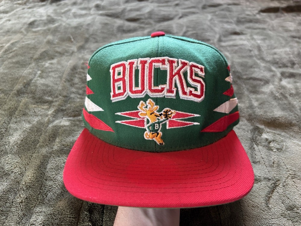 Milwaukee Bucks Hat Green Red Snap Back Cap Diamond Cut Mitchell Ness Hardwood