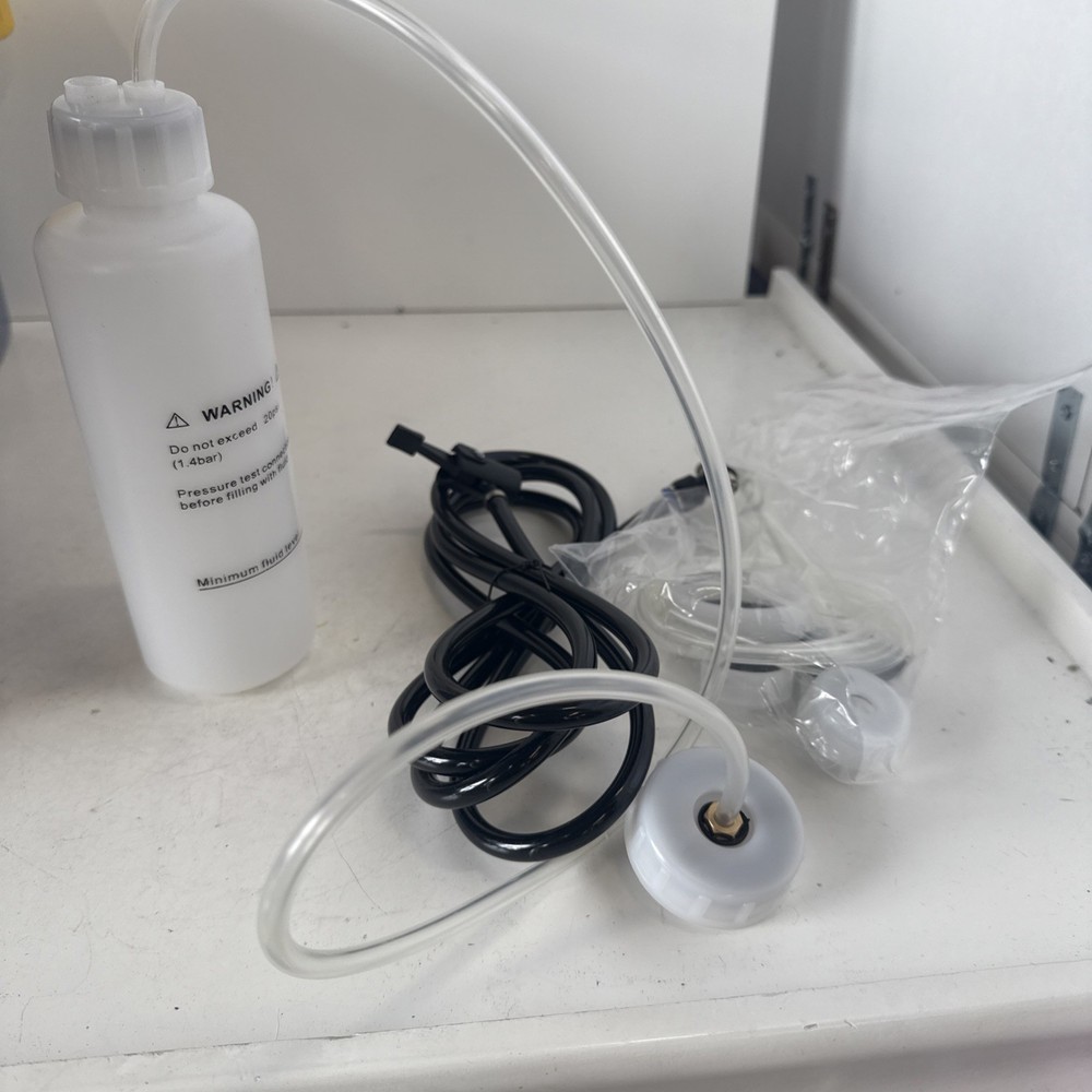 AB Tools Vehicle Car Brake + Clutch Easy Bleeding Bleeder Bleed Kit One...