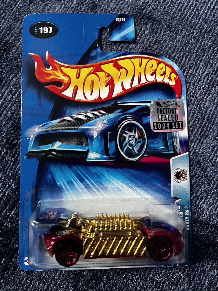 2004 Hot Wheels #197 Track Aces KRAZY 8s Red-Gold w/Red Pr5 Spoke Wheels