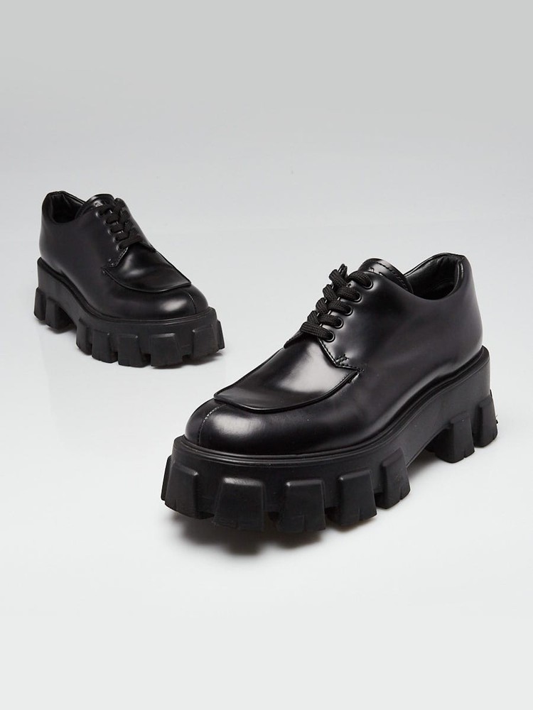 Prada Black Leather Monolith Chunky Sandals Size 7 37.5