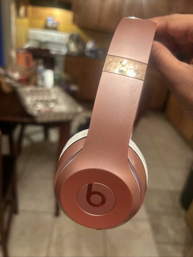 Used Rose Gold Beats Headphones – No Damage, Fully Intact