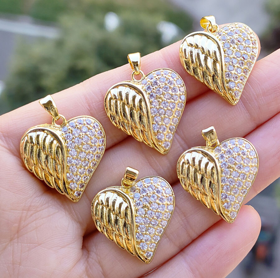 10pcs Metal Crystal Heart Pendants Magic Reiki Healing Amulet