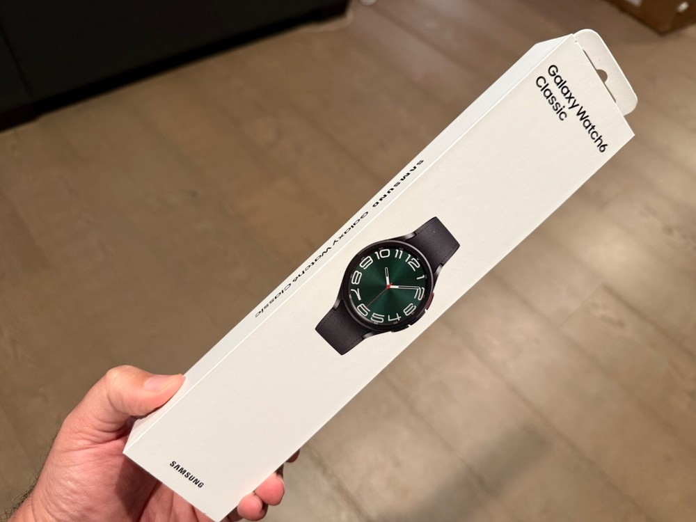 Samsung Galaxy Watch6 Classic 47mm BT Smart Watch - Black (SM-R960NZKAXAA)