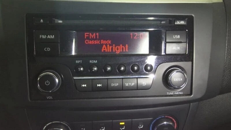 15-18 NISSAN VERSA Radio Receiver AM FM CD W/O Navig W/O BLUETOOTH GENUINE OEM