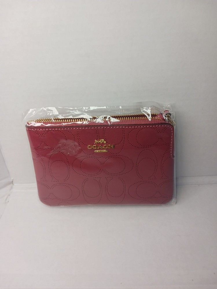 Coach Signature Corner Zip Wristlet Perforated Leather Rouge Wallet Style 2961