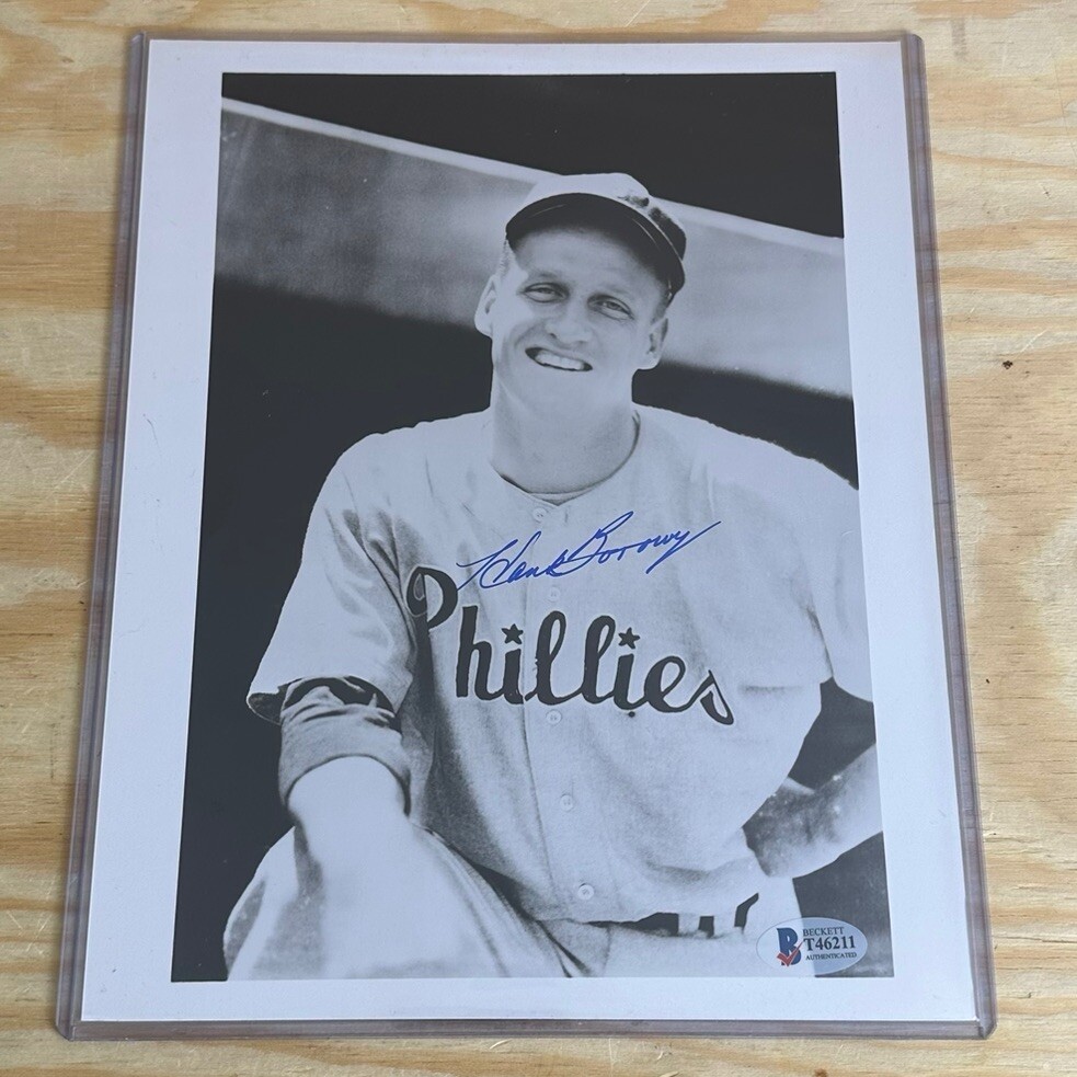 Hank Borowy Signed Autographed Beckett 8 x 10 Photo Philadelphia Phillies