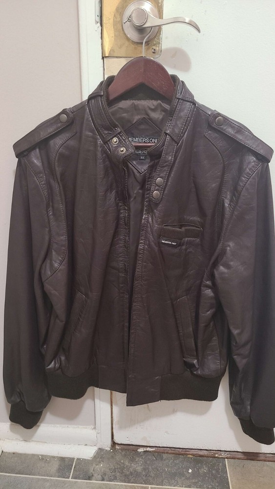 Members Only Brown Leather Racer Jacket Size 44R Slim Fit Biker Style-image