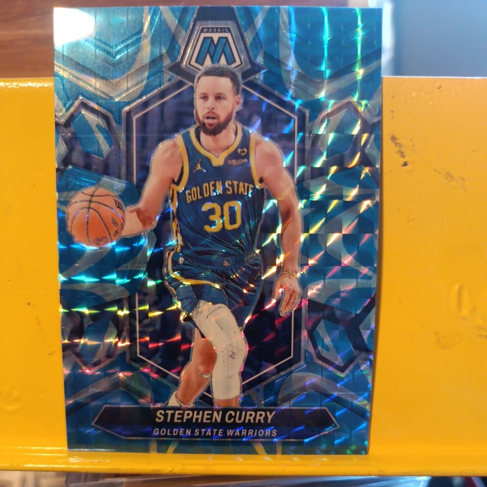 2023-24 Panini Mosaic - Reactive Blue Mosaic Prizm #3 Stephen Curry