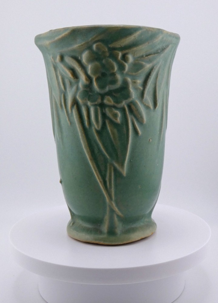 Antique Vintage McCoy HTF Matte Green Art Pottery Vase Berries Leaves 1910-1930