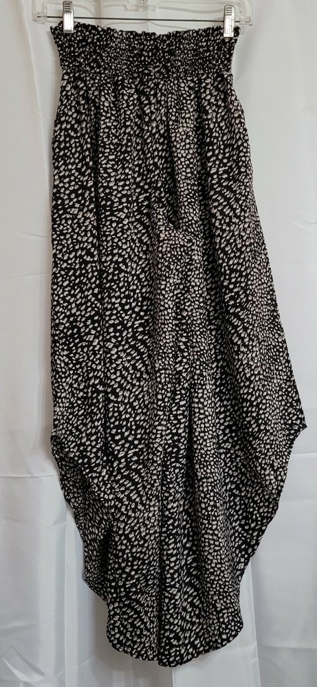 New Bucketlist boutique smocked wide-leg pants in size small
