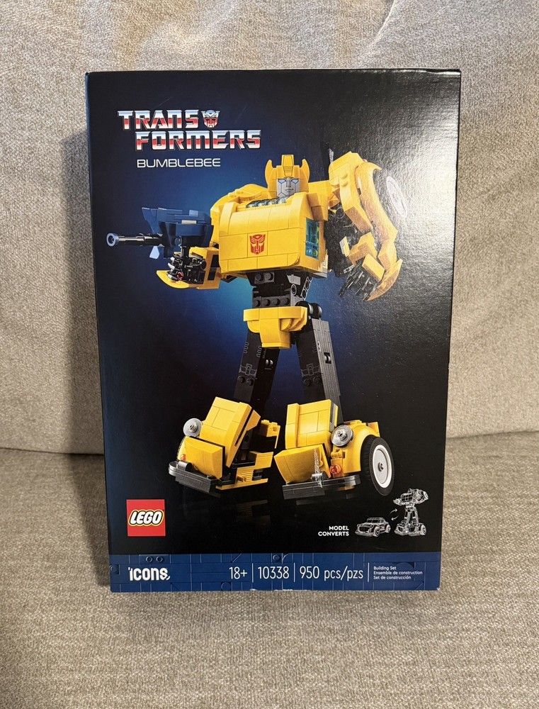 LEGO Icons Transformers Bumblebee Collectible 10338 Building Set (950 Pieces)