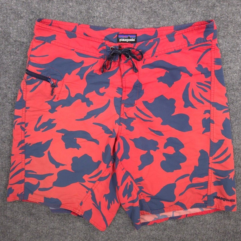 Patagonia Wavefarer Board Shorts Mens M Red Blue Geometric Abstract Unlined Swim