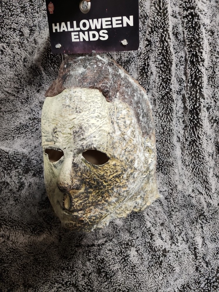HALLOWEEN ENDS - MICHAEL MYERS MASK - Trick or Treat Studios
