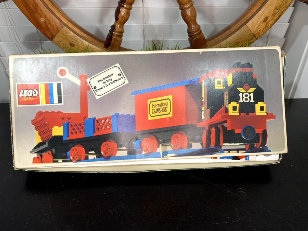 Vintage LEGO SYSTEM 181 International Transport Train with Original Box Untested