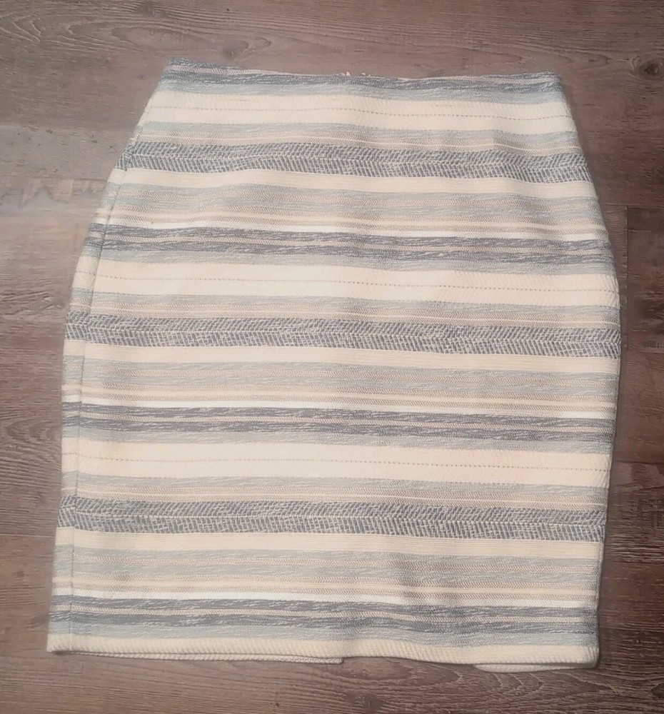 Ann Taylor Skirt  Sz 2 Blue White Textured Stripe Pencil Straight Professional