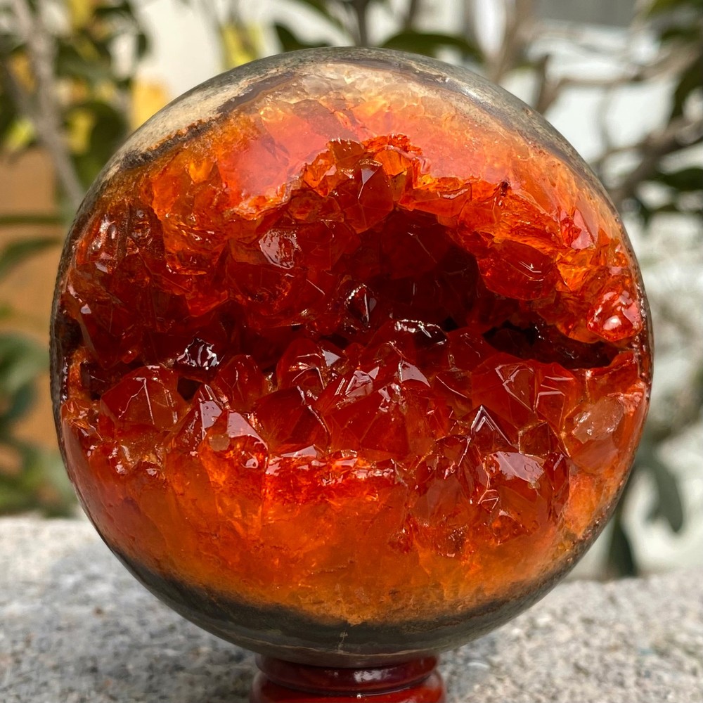 1.11LB   citrine Cave quartz-carved crystal begins to smile and heal