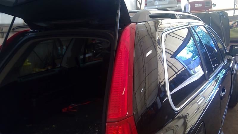 07-14 VOLVO XC90 Passenger Right Upper Tail Light Assembly OEM 4989226