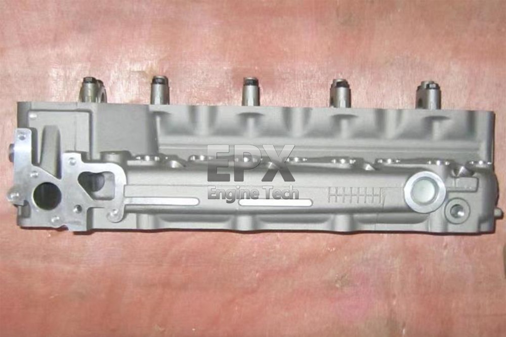 4M40 Engine Cylinder Head For Mitsubishi Canter VI Canter 35 FE5 FE6