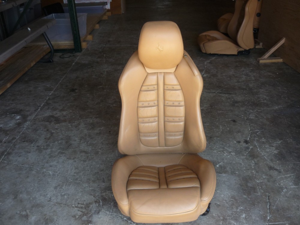 Ferrari California - LH Driver Seat  /Daytona