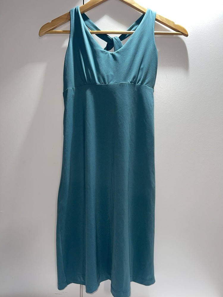 Patagonia Dress Classic Knee Length Cross Back, U Neck, Stretchy XS No Padding