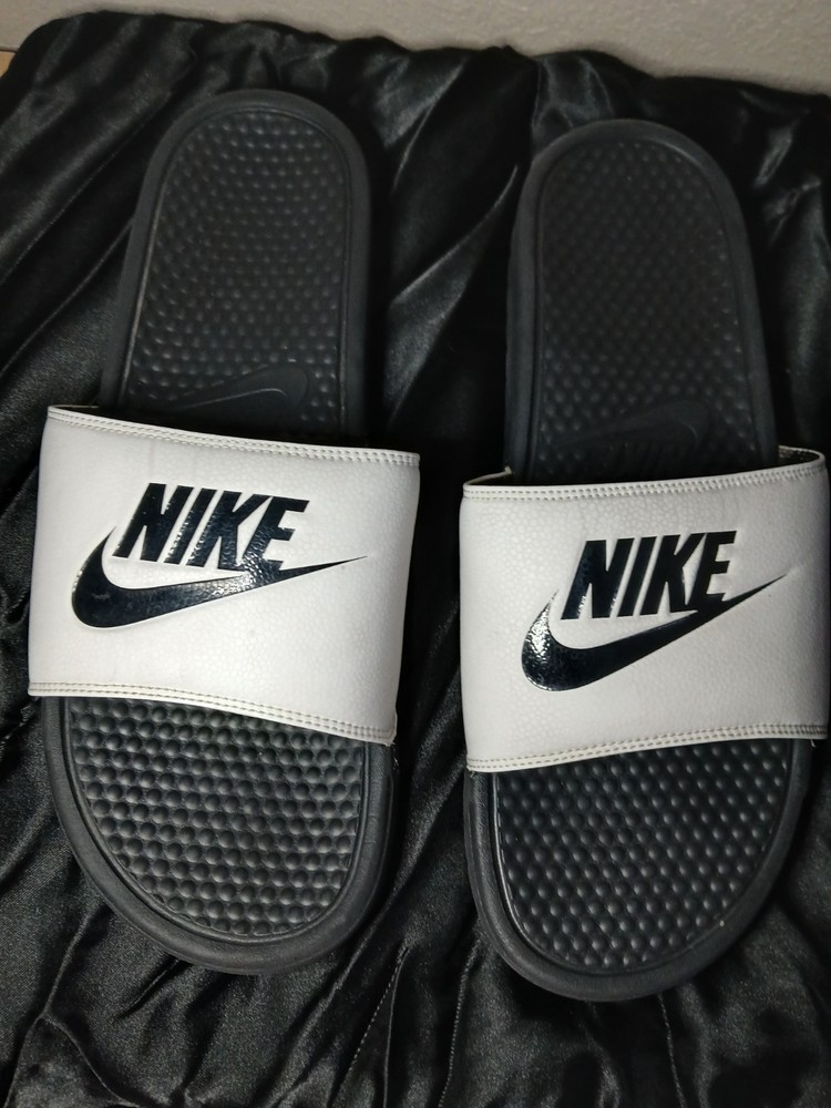Nike Men's Size 14 Comfort Slides for Casual Wear
