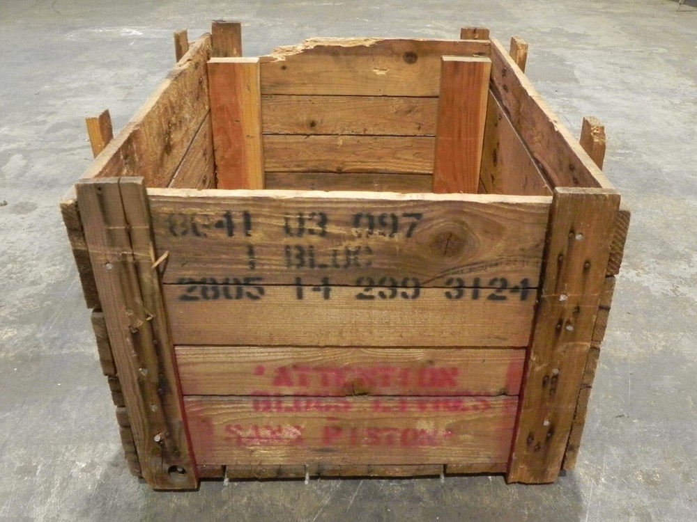 1950'S FRENCH FORD FLATHEAD BLOCK FACTORY SHIPPING CRATE DISPLAY 29