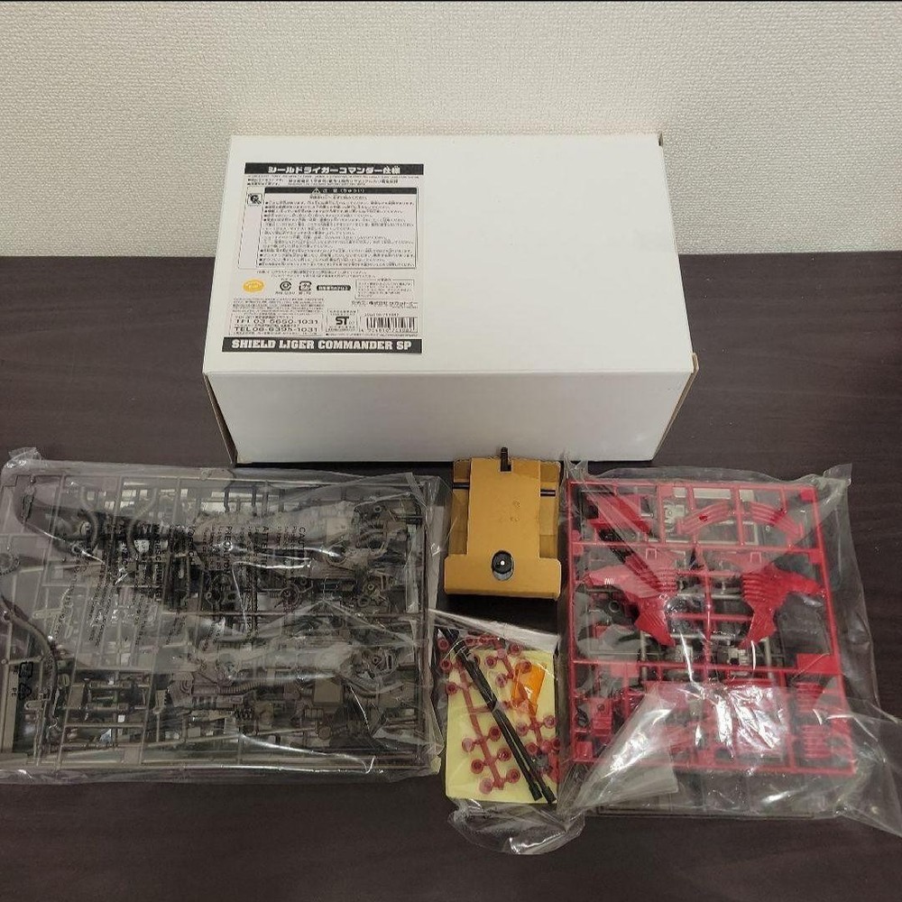 Tomy Zoids Shield Liger Commander Model Exclusive Collectible Fully Functional