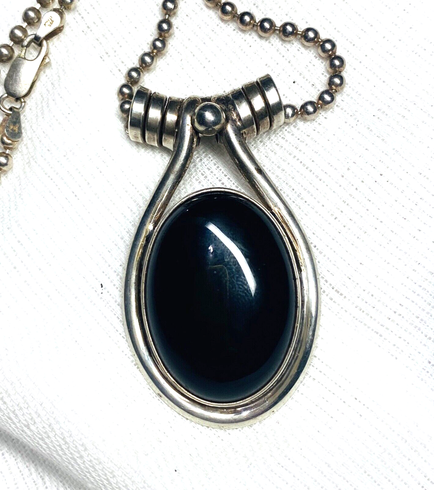 Eye-Catching Sterling Silver 925 Chunky Onyx Pendant Necklace