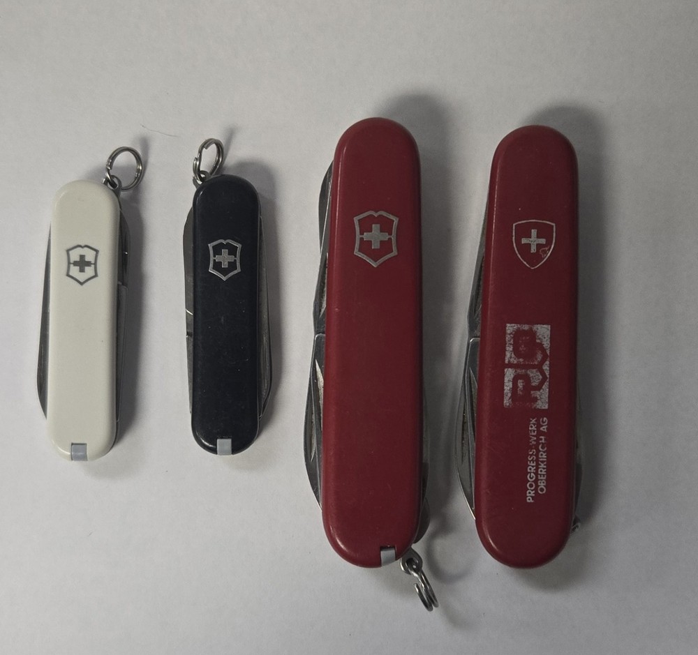 Victorinox Swiss Army Knives Keychain Multi Tools Mixed Lot of 4 Read Descriptio