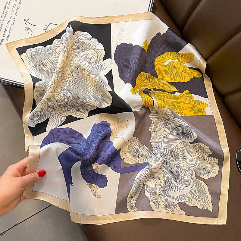 20-inch White Floral Mulberry Silk Scarf for Women