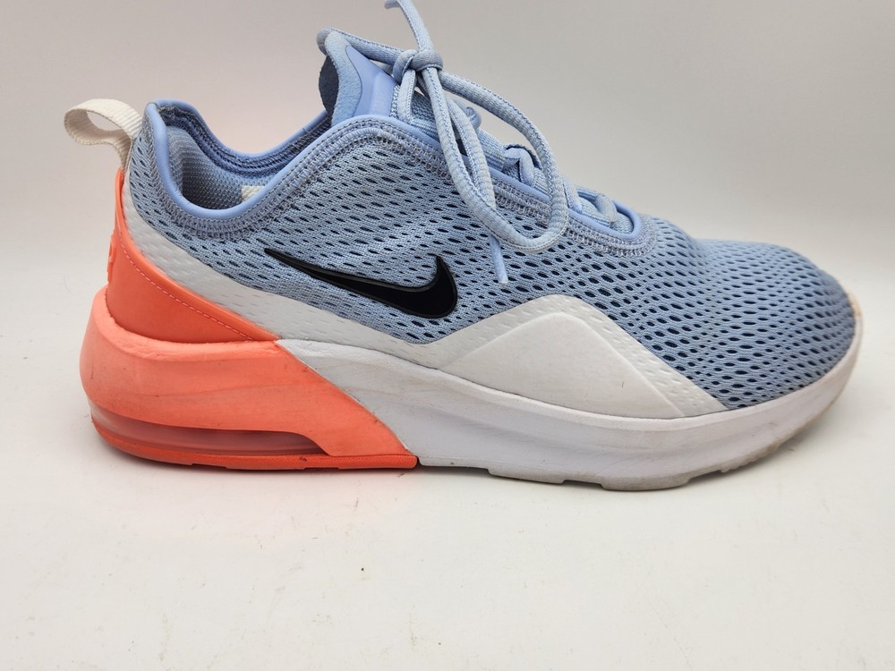 Nike Size 8 Women’s Air Max Motion 2 Sneakers. Running Shoes.Nice!