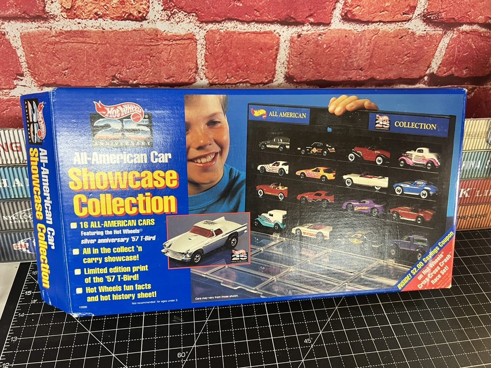 Hot Wheels Vintage 25th Anniv. Showcase Collection Display Case Complete NEW NR