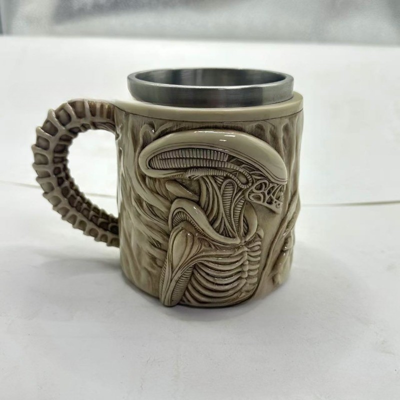 Resin Craft Unique Gift Collectible Horror Xenomorph Alien Coffee Mug 3D Relief