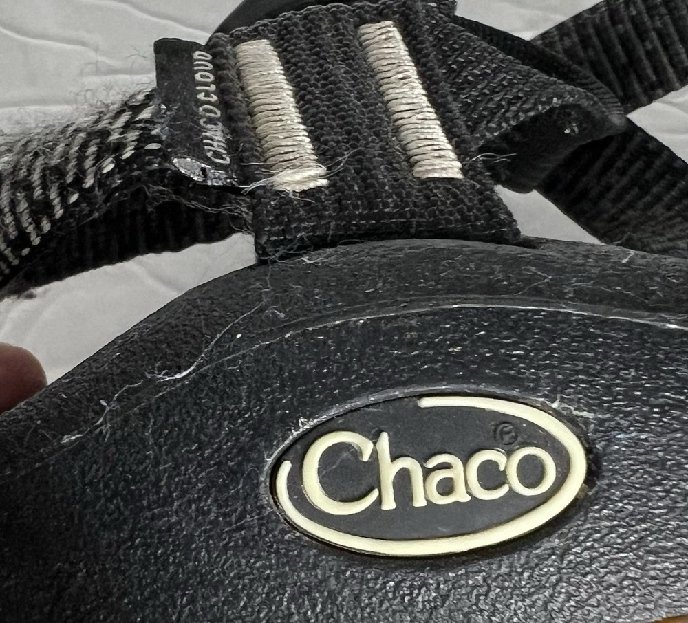 Chaco Women’s Size 8 Black Sport Sandals for Hiking and Outdoor Adventures