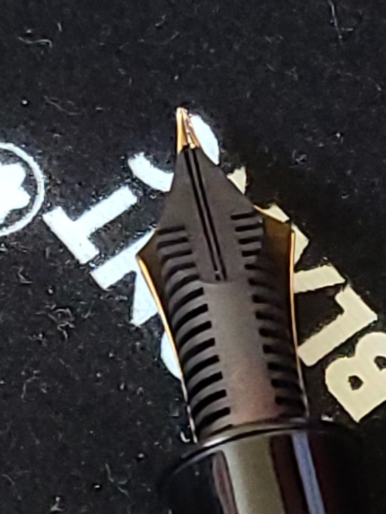 Vintage Montblanc 149  Gold Diplomat 14C OB Nib, Fountain Pen Rare 1960's nice.