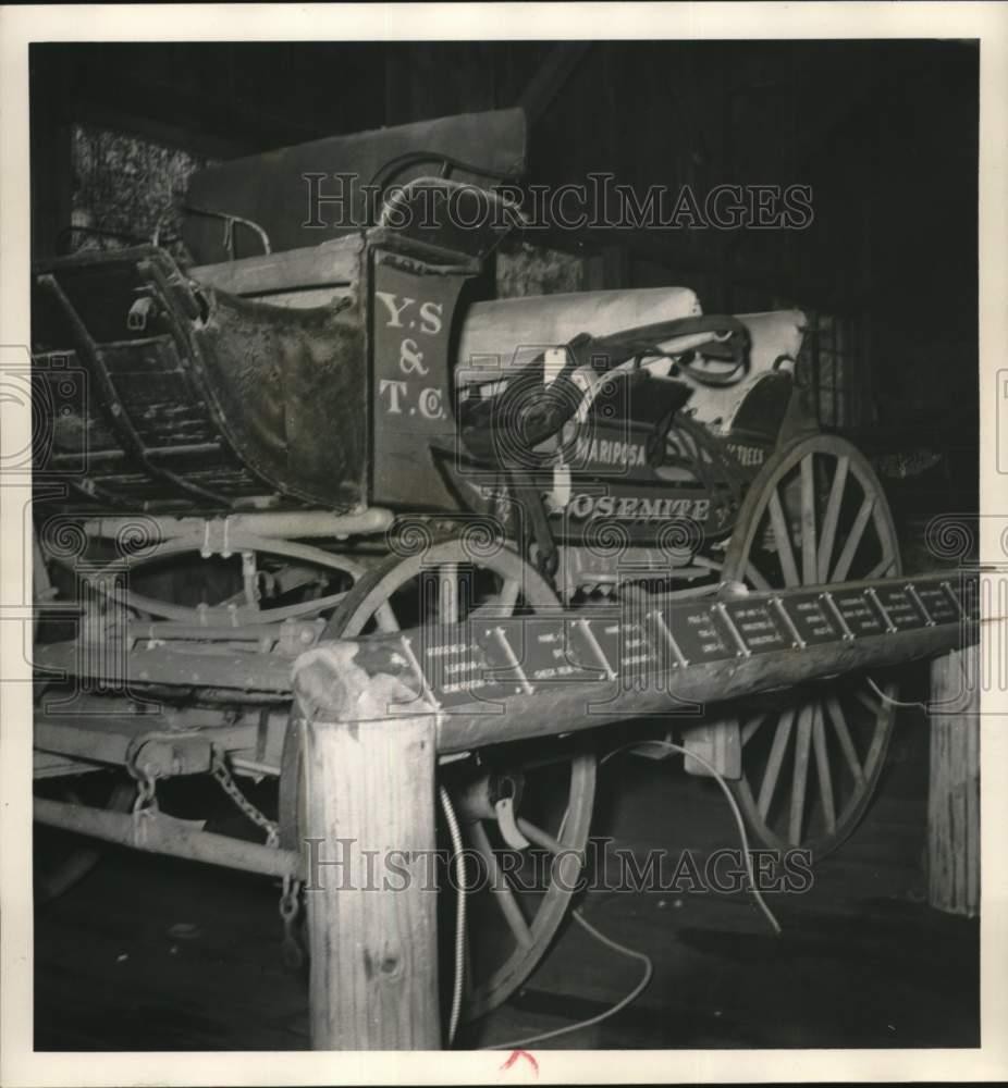1960 Press Photo Stagecoach at Yosemite National Park Pioneer Center in Wawona,