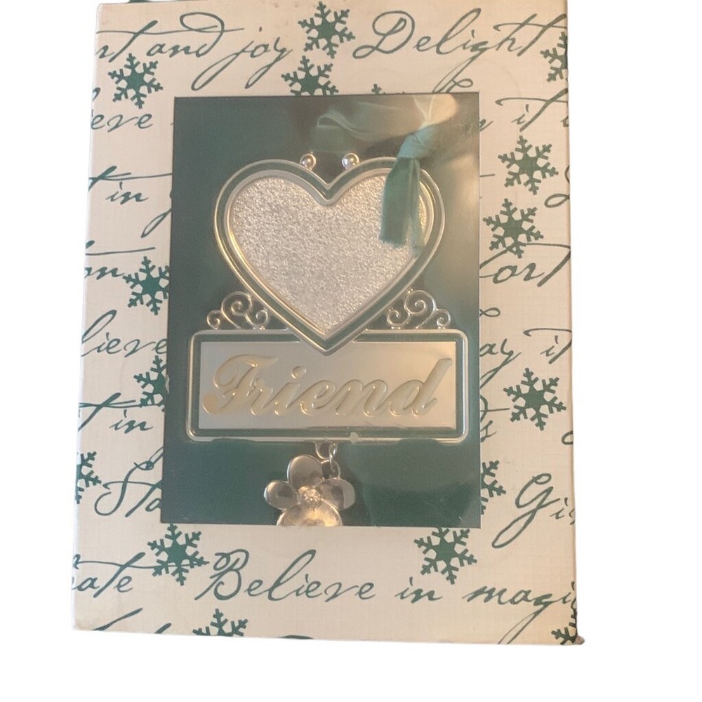 New Things Remembered Friend Heart Frame Picture Christmas Ornament
