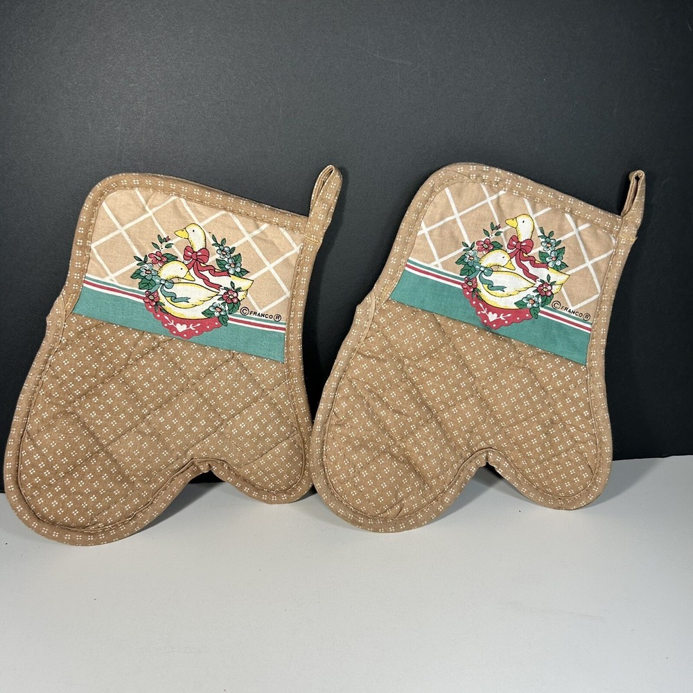Franco Set Of 2 Matching Yellow Ducks Oven Mitts Potholders Vintage With Flower
