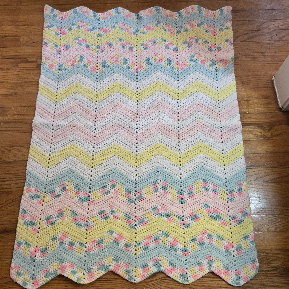 Vintage Handmade Knit Baby Blanket 44