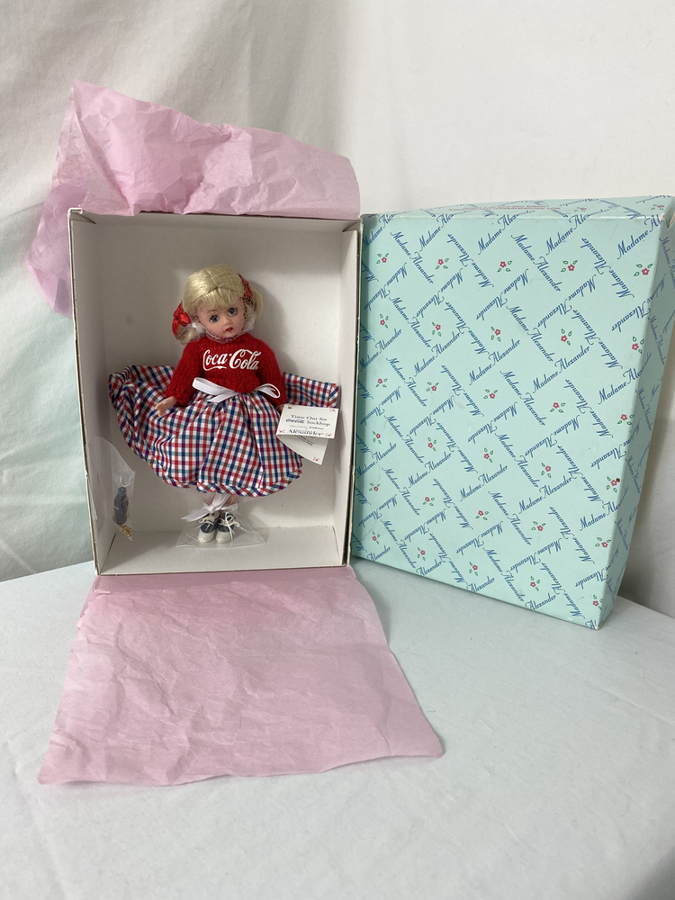 Madame Alexander  2000 Coca-Cola Sock Hop 9” Doll #26225