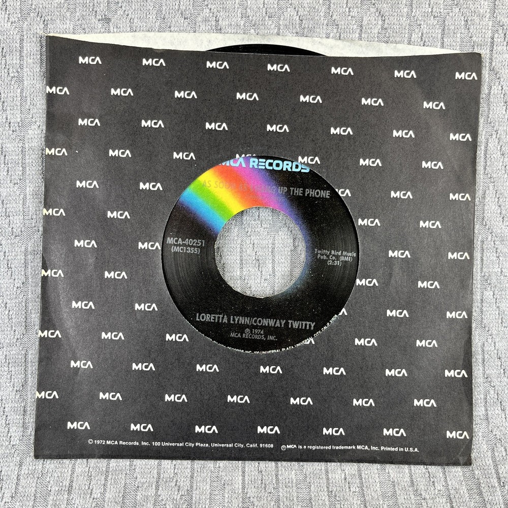 Vintage 45 RPM record Loretta Lynn/Conway Twitty Mca Records Country Blues rock