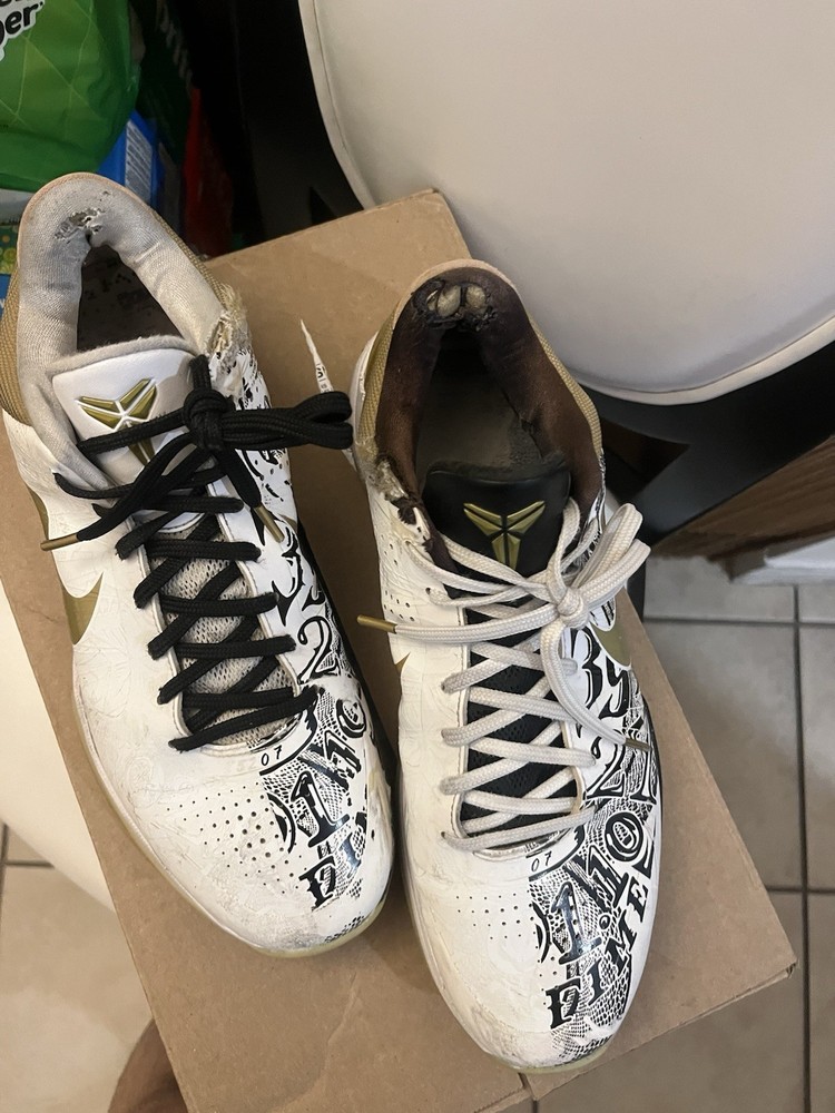 Kobe Pronto Big Stage Size 12.5