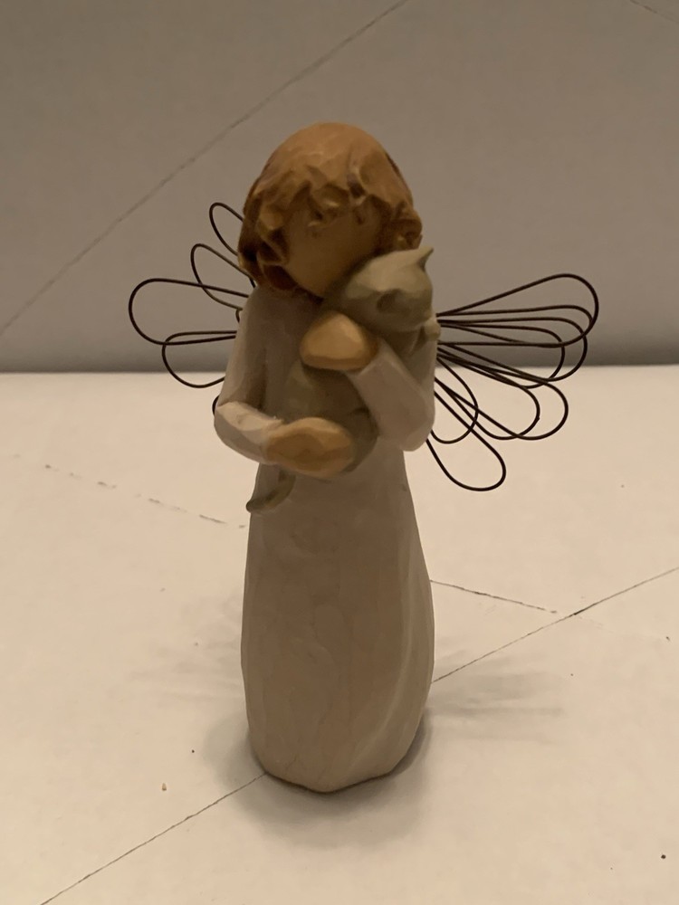 Willow Tree Figurine 2003 “With Affection” Angel, DEMDACO