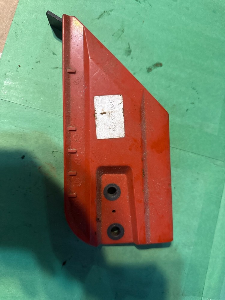 Nos jonsered chainsaw clutch bar cover 506085902  ,more parts auctions