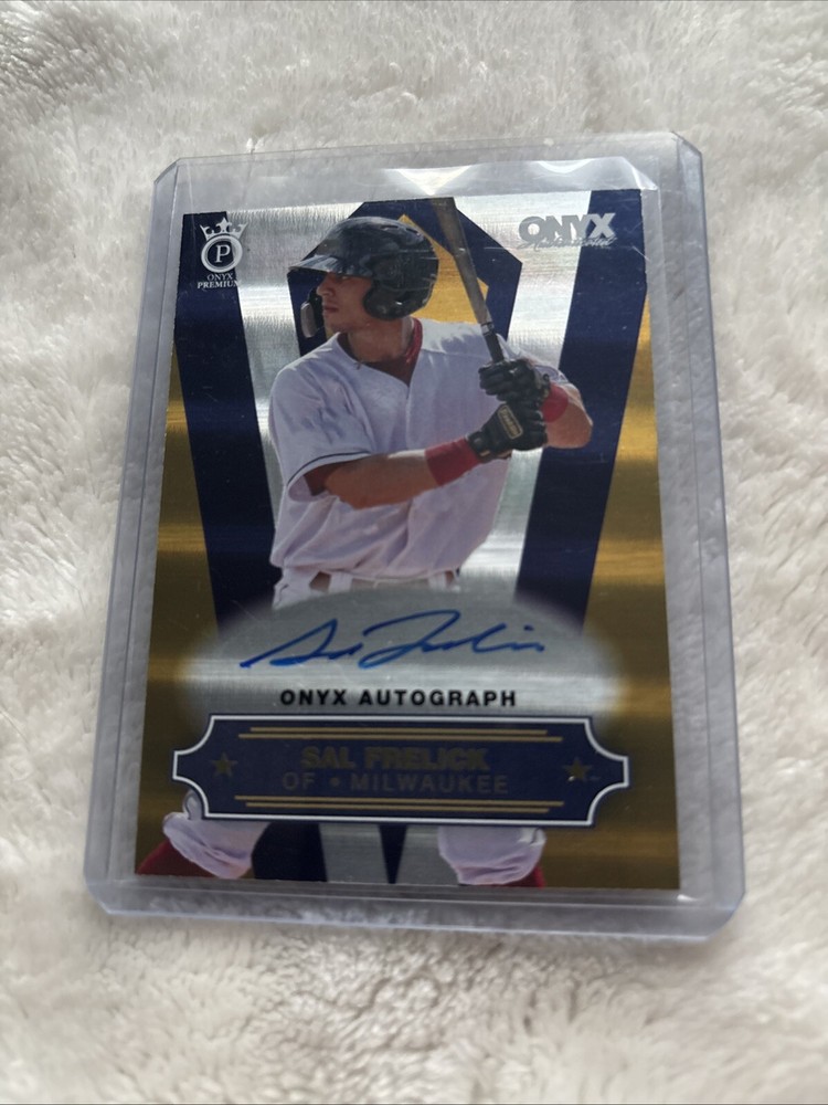 2022 Onyx Premium Auto Sal Frelick Milwaukee Brewers Gold Foil 19/255  Autograph