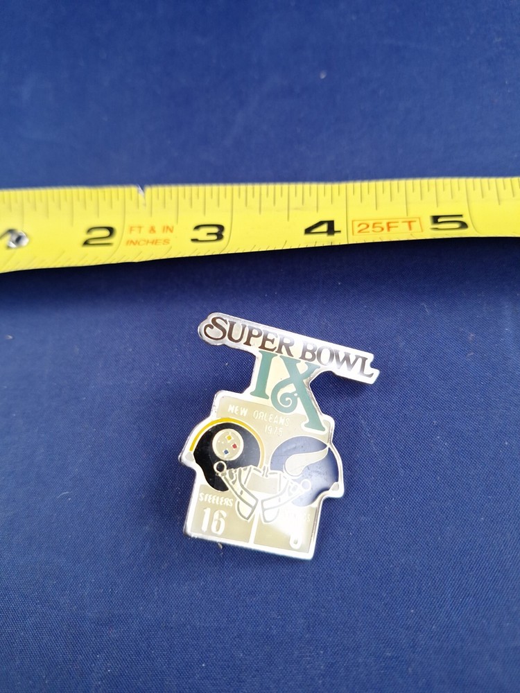 Vtg Super Bowl IX Steelers Vs Vikings Starline Pin Pinback Button *4FB