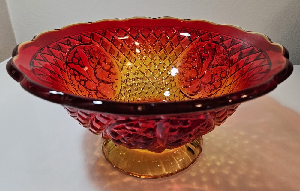 VTG Indiana Glass Canterbury Footed Fruit Bowl Amberina Red 10