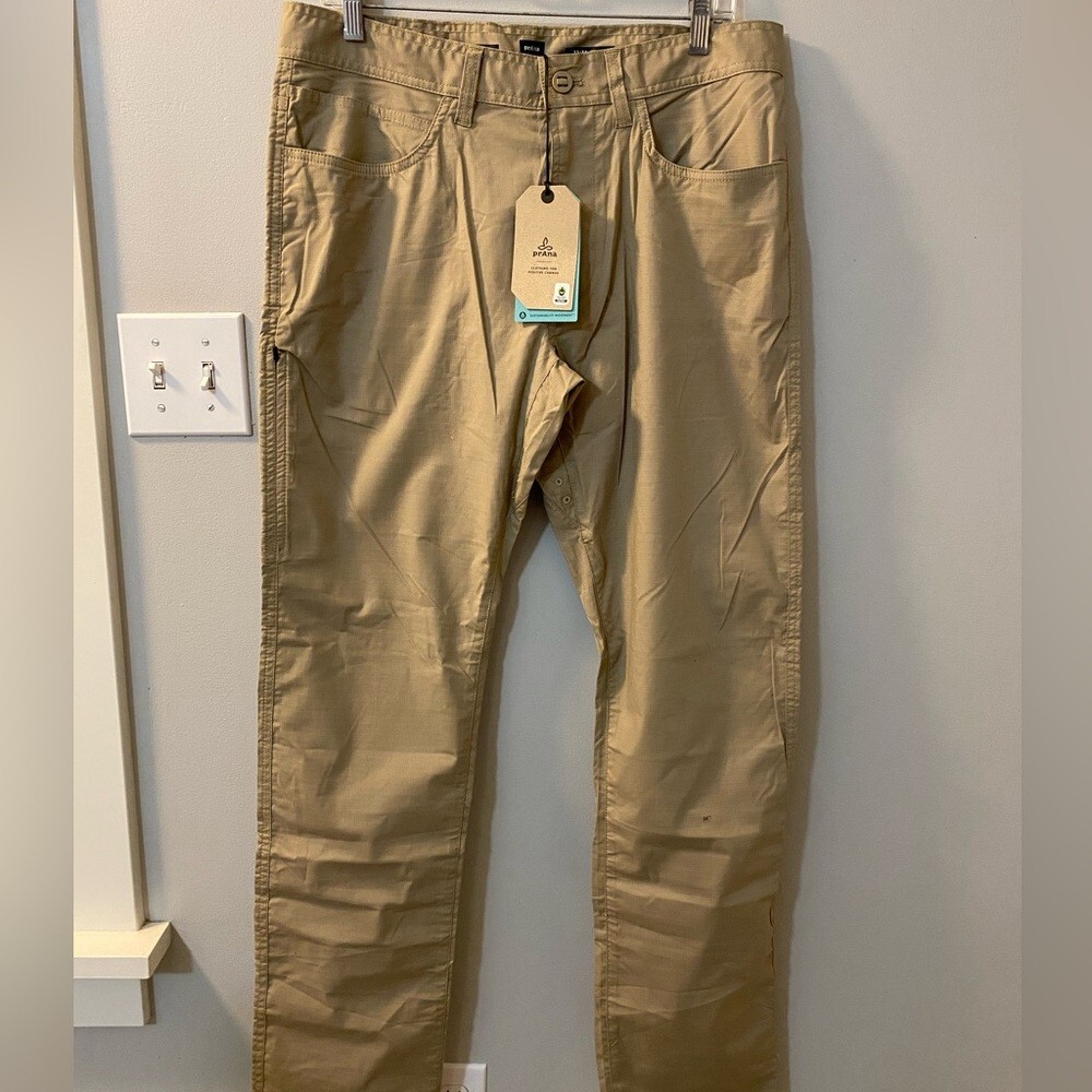Prana Double Peak UPF 50+ slim fit athletic pants in sandbar tan size 33/34