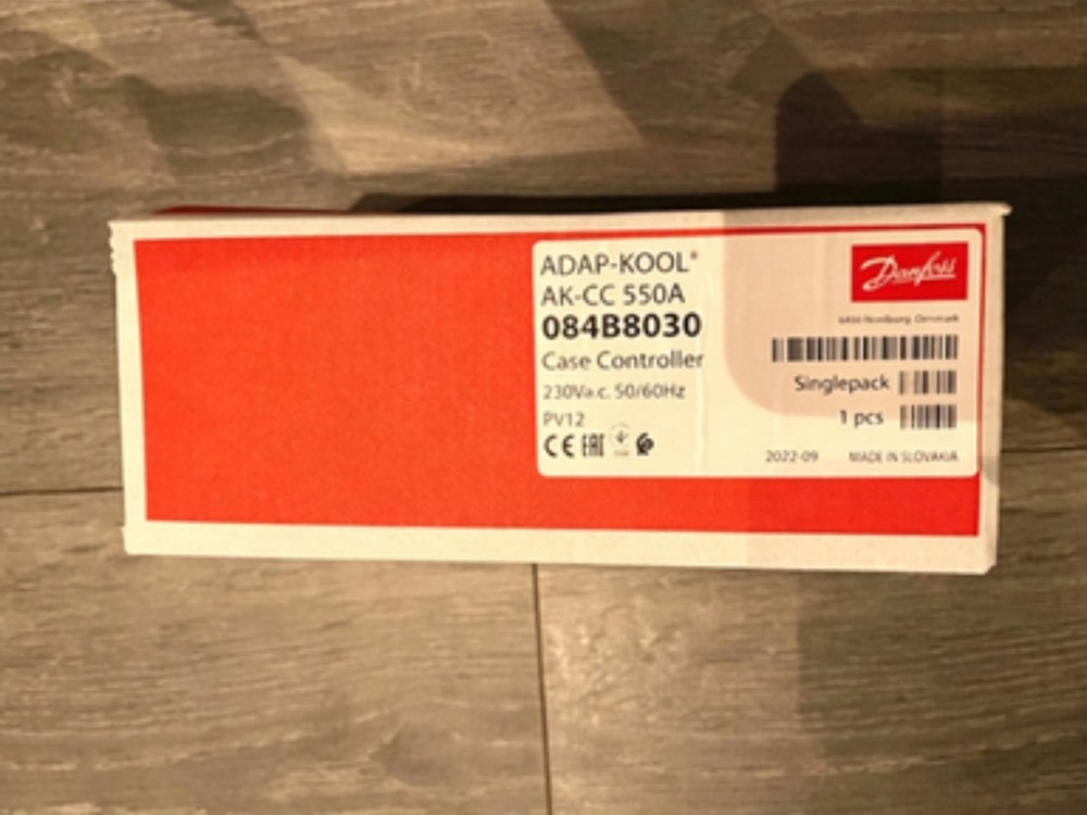 1PC Danfoss evaporator controller AK-CC550A 084B8030 (UPS or FedEx)